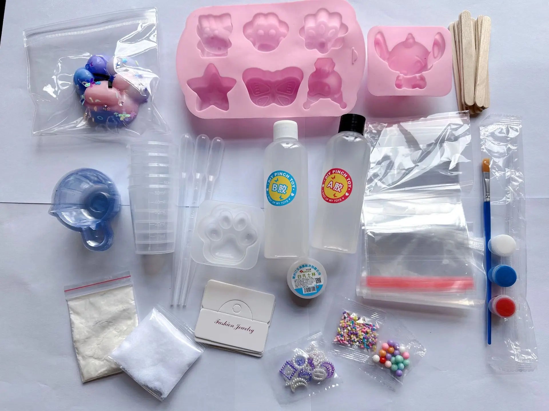Hot Selling Silicone Kneading DIY Material Set Homemade AB Glue Handmade Mold Cat Claw Cute Toy Glue Children's DIY Toy Gift